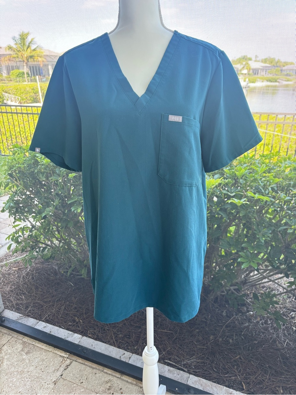 FIGS Catarina Scrub Top XLL Teal V-Neck Medical Uniform NWT